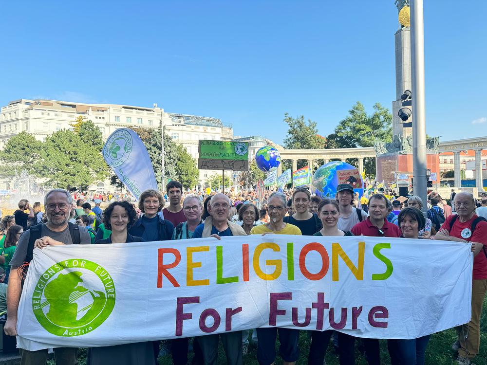 Klimstreik - 'Religions For Future' / 'Religions For Future'